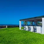 Ship Inn Boutique Hotel&SPA&Restaurant near the beach *