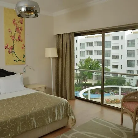Jasmine Court & Location Hotel
