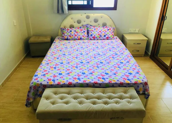 Homes At Club * Templos