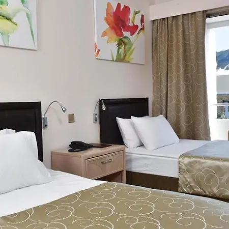 Jasmine Court Hotel & Spa Central Location Otel