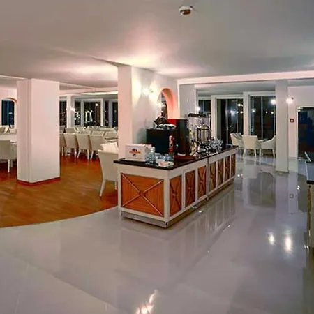 Jasmine Court Hotel & Spa Central Location فندق Templos
