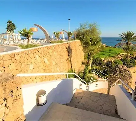מלון Jasmine Court & Location