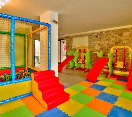 Jasmine Court & Location מלון *