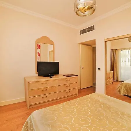 Jasmine Court & Location